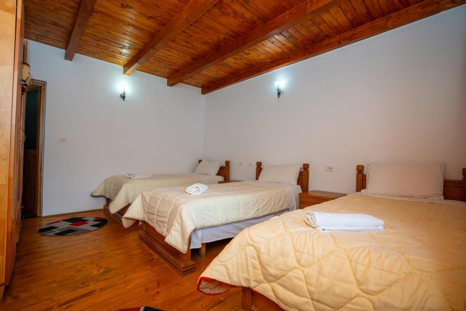 Bujtina Berishta Theth Hotel Buitenkant foto